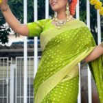 Manjula Paritala Instagram – #allabtnavratri #trendingcolour #colouroftheyear2023 #banaraskhadigeorgetesaree @houseof.raadhya_sarees