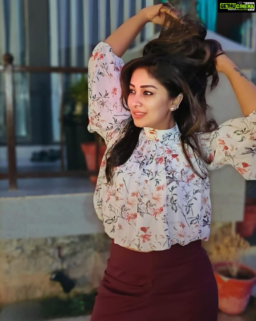 Manjula Paritala Instagram - #💕💕 #selfobsessed #loveyourself #thinkpositive #alwayssuccessfollows
