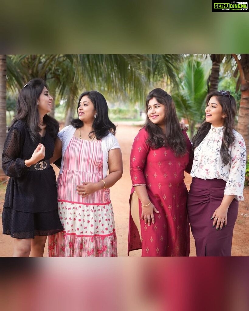 Manjula Paritala Instagram - #sisters💕👭👭 @keerthijaidhanush @kala_chinni_3031 @jyothi.akhil.54