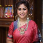 Manjula Paritala Instagram – #navratrispecial #maggamwork #threadwork #tussersilk
#blousework @saanvis1 
.
.
.
#fullvideoonyoutube #linkinbio #manjulanirupam #navratricelebrations