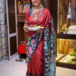 Manjula Paritala Instagram - #all abt Navratri celebrations 🎉 #tussersilksaree @ridhi__sarees