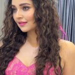 Mansi Srivastava Instagram - Come come Barbie 💗 Lets go party 🎉 Indian Barbie Styled by : @sohail__mughal___ Asst by @janvijain123 #hmua @soumenmakeupartist @sharmilapatel1109