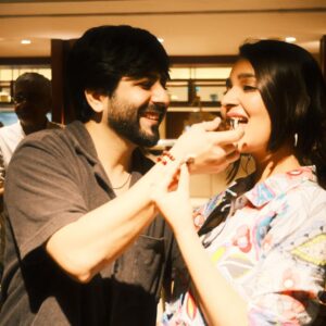 Mansi Srivastava Instagram - Cake shenanigans from 21-09-2023🎂🎂🎂 Shukriya 😇 For all the love my amigos 🤓