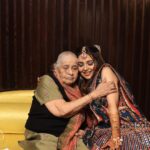 Mansi Srivastava Instagram – Happy 88th to my dearest Grandma 👵 
Daadiji ❤️

#throwback to the time when she saw me and got emotional at my #mehendi function during my wedding  and then as soon as the ladke waaley came she controlled her emotions and said Namastey to them 💙 

Her sharp memory and interesting stories of her time always makes me smile 😃 even if she talks strictly sometimes 💜 i think thats her love 💝