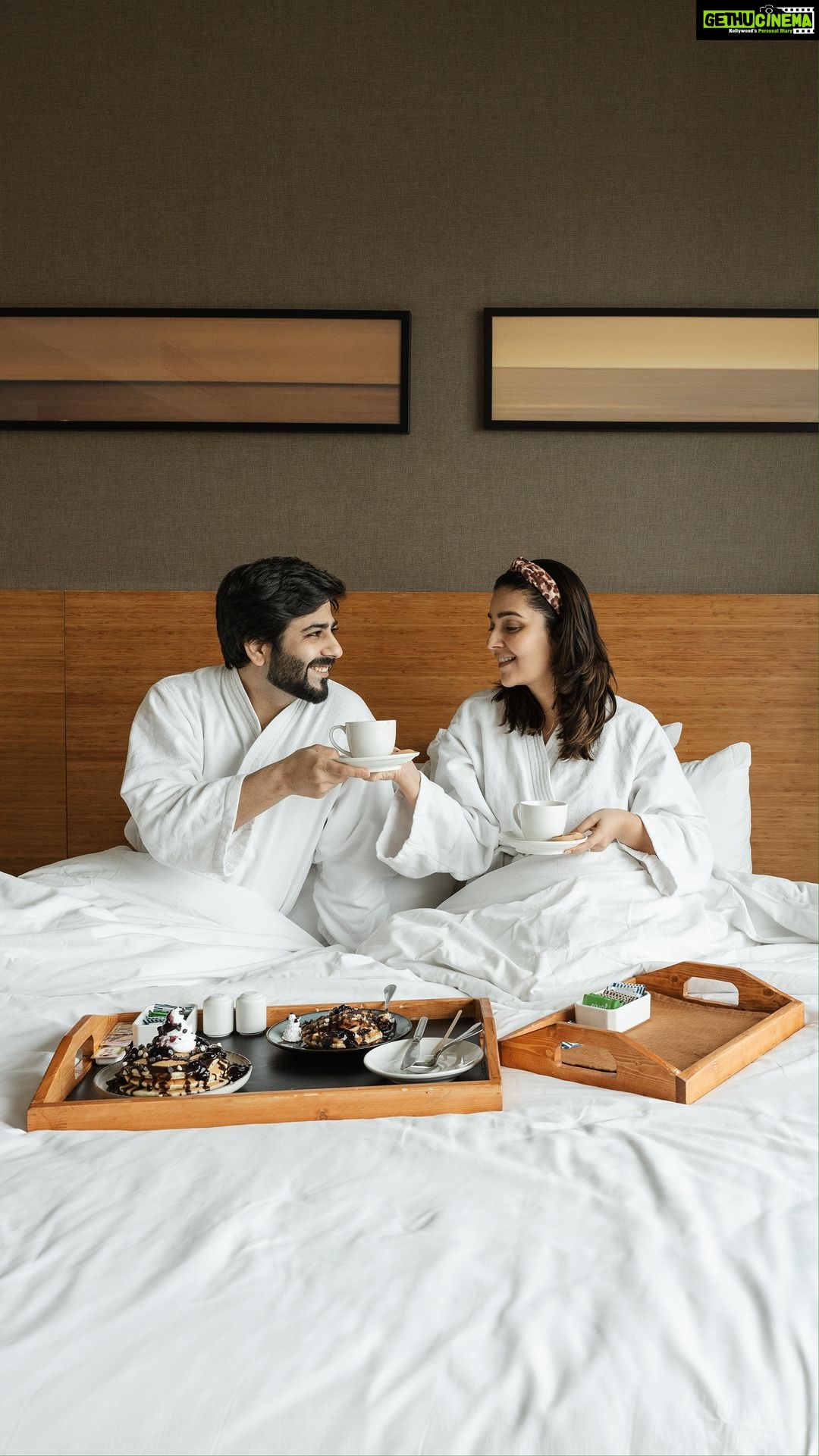 Mansi Srivastava Instagram - Discovered this gem in Pune, @hyattplacepune 🏨 For a comfort stay, for a corporate visit, or leisure with the delicacies from all around the world, spectacular view and such warm hosts. 🙌 Much love to the whole team and kudos for their awesome hospitality. 🙌
