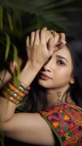 Manvita Kamath Instagram - When we decided to get Kajal-waala tattoo on my neck! Hegideeee ? 😝
.
.
#whenreplicaisokay 😋
.
.
.
This beautiful Rajasthani blouse and accessories by  @laxmikrishnaofficial 
@portrait_by_acchu 
@makeoverby_rekha_karthik_