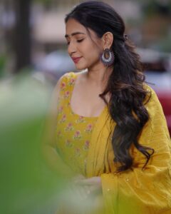 Manvita Kamath Instagram - 👑
.
.
.
.
.
@venoowaves 
@makeoverby_rekha_karthik_ 
@sowmya.sk 
@maayakriya