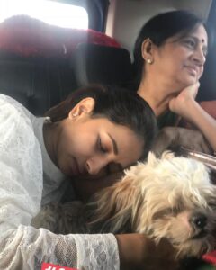 Manvita Kamath Instagram - I buried my mother in the ocean. Since then, the birds clean and comb,while securely placing her favourite Mangalore Jasmine in her hair every morning and waves pull the blanket up to her chin , stars planting kisses on her forehead every night. I cannot complete this poem,amma.. feels empty without you… I hope you find comfort and peace in the other side of the world 🙏