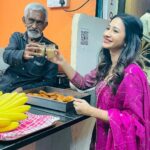 Manvita Kamath Instagram - Some Chai-coffee and political debate with our Ramdas anna ☕️!! . . Wearing @tara_c_tara Mua @makeoverby_rekha_karthik_
