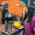 Manvita Kamath Instagram - Some Chai-coffee and political debate with our Ramdas anna ☕️!! . . Wearing @tara_c_tara Mua @makeoverby_rekha_karthik_