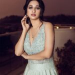 Manvita Kamath Instagram - Not one for subtlety, this seafoam green evening gown features a lowcut neckline; replete with a play of floral embroidery and sequin embellishments. Volume 2 & Edition 2 Covershoot for Varaa Wedding Magazine @varaabyskmagazine Publisher & Editor-In-Chief : Sangeetha Kailash @itsmesangeethakailash On Cover : Manvita Kamath @realmanvitakamath Photographer : Lucky Malhotra @shotbyluckymalhotra Venue : The Leela Bharthiya City @theleelabharthiyacity Wardrobe : Aparna S @aparnasstudio Makeup : Shruthi @sghairandmakeup Hair : @shrutihairartistry Stylist : Sowmya SK @sowmya.sk Saree : Pashudh Silks @pashudh Overcoat : TVARUS @tvarusstudio #varaabyskmagazine #covershoot #celebrityshoot #celebrityphotographer #shotbyluckymalhotra #leelabhartiyacity #itsmesangeethakailash #weddingmagazine #bridalmagazine #newage #nextgen #media #modrenbride #repost #southstar #indiancelebrity #kannadaactress #trendinggowns #gown