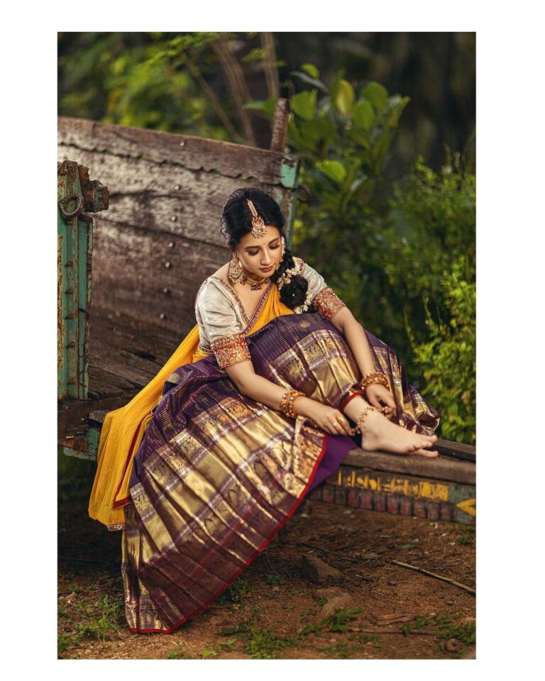 Manvita Kamath Instagram - ✨✨✨ . . . Wearing @kankatala_ @mahitha_prasad Mua and hair @makeoverbylakshmi_pooja Jewellery @desilverstudioblr