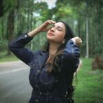 Manvita Kamath Instagram - B-R-E-A-T-H-E 🍀 . . . . Pc @dhananjay_keys Mua @dhwanimakeovers . . #chikamagalur #green #breathe Chikkamagaluru