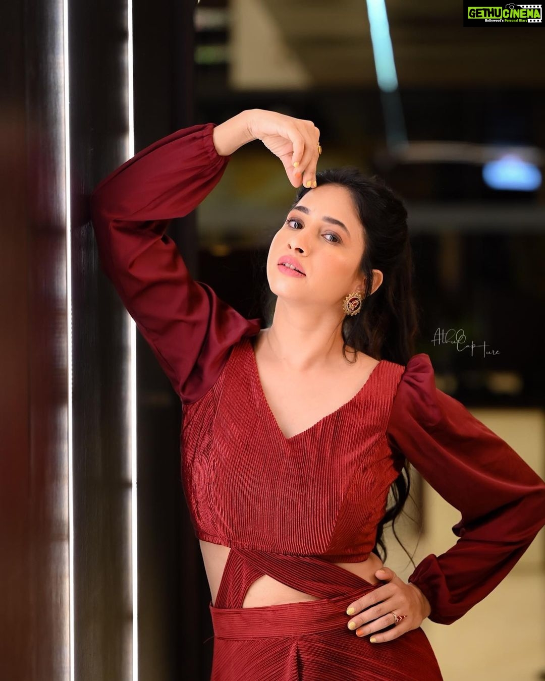 Manvita Kamath Instagram - ❤️ . . . @boss_ladyy_vestire @athul_capture @makeoverby_rekha_karthik_