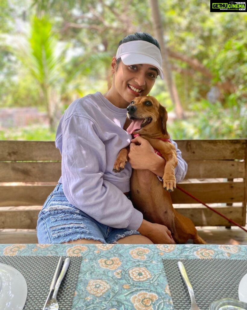 Masoom Shankar Instagram - My forever valentine, my constant, my everything . My little one has turned 7 years old today. These have been the best years of my life! Touchwood 🤍 To friends who keep asking about her, please know that I’m trying my best to get her next to me asap❤ Thankyou all for your love blessings kisses hugs cuddles snaps connect that you shower for her! Happy birthday to my precious! #zorrababy . . . . . . . . . #dogmom #dogsofinstagram #love #life #cute #us #throwback The Farm