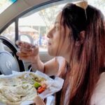 Masoom Shankar Instagram - Mouthful of zero regret😛 There is no fun in life without cheat meals!! Am I right? Chole Kulche is mine what’s yours? Comment below… . . P.S. last cheat meal of #2022 #candid . . . . #maasoomshankar #foodie #streetfood #mumbai #goodeats #nofilter #actorslife Mumbai - मुंबई