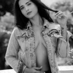 Masoom Shankar Instagram - World is better in black and white sometimes :) 🤍 . . . #maasoomshankar #masoomshankar #potraits #denimstyle #casualoutfit #ootd #throwbacktuesday