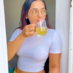 Masoom Shankar Instagram - An evening @ home 🌸☕️ . . . . . . . . #maasoomshankar #masoomshankar #reels #trending #trendingnow #reelkarofeelkaro #evening #vibes #home #chennai