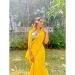 Masoom Shankar Instagram – Summers are vibe 🌞 Right? 💛
.
.
.
.
.
.
Saree @tanisshiii 
Blouse top @chaitanyarao_official 
Earrings @teejhindia 
Footwear @themadrastrunk 
.
.
.
.
.
.
#maasoomshankar #masoomshankar #saree #ootd #yellow #summers #potrait #shotoniphone #poo