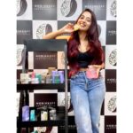 Masoom Shankar Instagram – #AD
MORINKOFF PROFESSIONAL products are formulated by organic and botanical ingredients.
These ingredients are grown without the use of genetically modified organisms, herbicides or any other synthetic fertilisers.

MORINKOFF is inspired from 
MORINGHA  AND COFFEE 
Our key ingredients define the same in this skin care collection.
These products are 
– Paraben Free
– Paraffin Free
– Sulphate Free
– Cruelty Free

Dm @morinkoff right away for your orders. 

MADE IN INDIA

P.S. I’m holding my two most favourite products, lip balm which is macaroon shaped & skin lightening cream for my day routine. 
.
.
.
.
.
.
#maasoomshankar #masoomshankar #skincare #rituals #skinserum #organic #lipbalm #facialkits #facialmists #skinlightening #spf #makeupfixer #organicskincare #moringa #coffee #morinkoffproffesionals #morinkoff #ecobeauty #crueltyfreebeauty #wellness #veganskincare #collaboration #actor #kollywood #bollywood #model #branding Chennai, India
