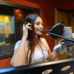 Masoom Shankar Instagram – The Human Voice is the most perfect instrument of all. 🎵🎶🎶🎶 
#Dubbingscenes #newproject 
.
.
.
.
.
.
.
.
.

#masoomshankar #maasoom #shankar #maasoonshankarinsta #maasoominsta #celebrity #instagram #instadaily #instalike #instapic #instafashion #bollywood  #celebration #bollywoodmovies #bollywoodactress #bollywoodstyle #actor #actorslife #actors #actress #actresses #bollywoodactor #singing #singing🎤 #singingcover #bts #behidthescenes #artist Q Lab
