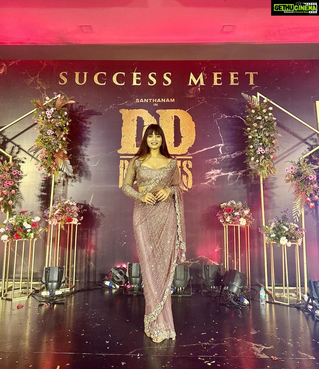 Masoom Shankar Instagram - @masoomshankarofficial celebrated her Success Party of #ddreturns in this beautiful saree by @studio149 π€ Styled by: @simran_jha_1111 #studio149 #chennai #kollywood #kollywoodactress #actor #Stylist #celebritystylist #simranjha #simranjhastyles GRT Grand, Chennai