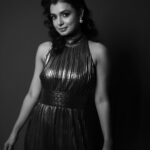 Mayuri Deshmukh Instagram - 💫 ⭐️ Styling:@style_by_pradnyaaaaa__ 📸@kunal_mohite_photography 📸@bhugraphy_12 Outfit: @labelsimrankatyal Makeup : @blushedbyshreepalan Hair: @kamalpalanhairstylist