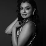 Mayuri Deshmukh Instagram - 💫 ⭐️ Styling:@style_by_pradnyaaaaa__ 📸@kunal_mohite_photography 📸@bhugraphy_12 Outfit: @labelsimrankatyal Makeup : @blushedbyshreepalan Hair: @kamalpalanhairstylist