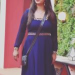 Mayuri Kyatari Instagram - ನನಗೆ ವೋಟ್ ಮಾಡಿ ಬಿಗ್ ಬಾಸ್ ಮನೆಯಲ್ಲಿ ಉಳಿಸಿದ ಕರ್ನಾಟಕದ ಎಲ್ಲಾ ಜನರಿಗೂ ನನ್ನ ಹೃತ್ಪೂರ್ವಕ ಧನ್ಯವಾದಗಳು 🙏 ನಿಮ್ಮ ಪ್ರೀತಿ ಮತ್ತು ಆಶೀರ್ವಾದ ಹೀಗೆ ಇರಲಿ! Thank you all❤️ Keep supporting #mayurikyatari 🦚 Costume: @rentyourlook_by_chandangowda Jewels: @beadedtreasuresjewelry Designer: @chandangowda_official ಬಿ ಬಿ ಕೆ 9 ದ ಬಿಗ್ ಬಾಸ್ ಸೀಸನ್ | ಪ್ರತಿ ರಾತ್ರಿ 9.30 ಕ್ಕೆ #BBK9 #bbk9 #ಬಿಗ್ ಬಾಸ್ ಕನ್ನಡ 9 #colorskannada #colorskannadaofficial #ಬಣ್ಣಹೊಸದಾಗಿದೆ #ಬಂಧಬಿಗಿಯಾಗಿದೆ #bigbosskannadaseason9 #mayuri #ashwini #ashwininakshathra #mayurikyatari #cute #cutenessoverloaded #beauty #beautiful #kannadasongs #kannadarap #kannadareels #kannadaactress #kannadamovies #kannada #queenofbeauty #hubli #hubballi #hublihudugi #bangalore #bengalore #mysore #darwad #sandalwood #sandalwoodactress