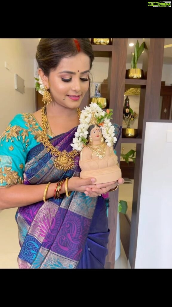 Mayuri Kyatari Instagram - Happy Gowri Ganesha festival 🥰 Inframe : @mayurikyatari Photograpy: @venoowaves #reels #reelsinstagram #reelitfeelit #reelsvideo #makeoverwithnirmalabhadrappa