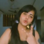 Mayuri Kyatari Instagram - Toooooohhh rulezzz Fun fun Ok bye #reels #happy #fun #new
