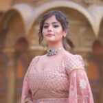 Mayuri Kyatari Instagram – Happy festival 
It’s always amazing working with Ashwini @vibbhinna 

In frame- @mayurikyatari 
Mua- @makeoverbysomuhassan 
Hairdo- @makeoverwithasha 
Outfit- @vibbhinna 
Jewellery- @beadedtreasuresjewelry 
Nails- @thepeachhouse.in 
Vc- @pavenfotography 
Location @destino_the 

##ugadi #gudipadwa #newyear #india #baisakhi #festival #hindu #holi #onam #bastardussehra #diwali #chapacharkut #hindunewyear #bohagbihu #mahashivaratri #ugadispecial #happyugadi #padwa #hindufestival #mantra #haribol #durgapuja #dharma #astrologylover #krishn #krishnavani #saintrampalji #maadurga #radhakrishnatamil #shreekrishna The Destino 4.0