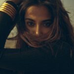Meenakshi Chaudhary Instagram – The eyes chico , they never lie 👀
And my hair having their own way in this set