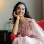 Meenakshi Chaudhary Instagram – Living in my 💭 

Styled by – @riechamallick
Outfit by – @picchika
Jewellery by – @parishrijewellery
Shot by – @im_benmoses 
Hair by- @chinnisrinu_stylist
Make up by- @chadarasapallivamsikrishna