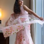 Meenakshi Chaudhary Instagram – Living in my 💭 

Styled by – @riechamallick
Outfit by – @picchika
Jewellery by – @parishrijewellery
Shot by – @im_benmoses 
Hair by- @chinnisrinu_stylist
Make up by- @chadarasapallivamsikrishna
