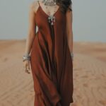 Meenakshi Chaudhary Instagram - A glimpse into the sandstorm 🤓 . . . Styled by - @riechamallick Photography by - @silvesterclifferd Videography by - @naaz_filmmaker HMU by - @theartistreshumalhotra @theartistbeautylounge Coordination & Logistics - @iyengar_vynateya Shot in these amazing looks - @abhisheksharmastudio @nikita.vishaka @ranbirmukherjeeofficial @capisvirleo @iblamebeads