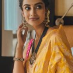 Meenakshi Chaudhary Instagram - 💛🌟🌝 Styled by - @riechamallick Outfit - @warpnweftbysagrikarai Jewellery - @karnikajewelshyd Make up - @hariprasad_mua Photos edited by - @afrographer Chennai, India