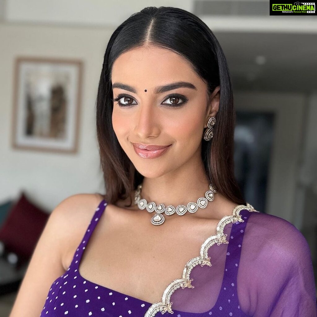 Meenakshi Chaudhary Instagram - 💜💜 Makeup : @snehamnj Hair : @hair_by_naemat Styling : @riechamallick Outfit by : @anjanabohra_official Jewellery : @karnikajewelshyd Chennai