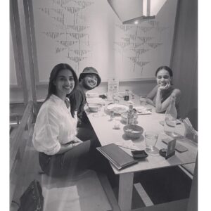 Meenakshi Chaudhary Instagram - In for some food mood 🌮🍔🥗🍟 #foodaesthetic