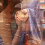 Meenakshi Govindarajan Instagram - A Kanjivaram saree always adds more divinity to a temple visit! Loved draping Aaranya’s @aaranyasilks zari work!❤️ Check out Aaranya’s collection at www.aaranyashop.com. Videography @poo.stories 🫶🏻