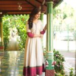 Meenakshi Govindarajan Instagram - @maybell_india @anitakamaraj 🫶🏻