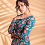 Meenakshi Govindarajan Instagram - Outfit : @tamarachennai Photography : @lakshmiijagan Hairstylist : @jamunadevraj