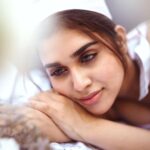 Meenakshi Govindarajan Instagram - @labelswarupa @poo.stories 🌸