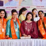 Megha Dhade Instagram - 🙏काल भाजप सांस्कृतिक प्रकोष्ट व राष्ट्रवादी काँग्रेस सांस्कृतिक विभाग यांच्या संयुक्त विद्यमानाने लक्ष्मी रोड पुणे येथे गणपती विसर्जन मिरवणुकींसाठी तसेच मानाच्या गणपतीच्या विसर्जन मिरवणूक स्वागतासाठी स्वागत कक्ष उभारण्यात आला होता , तेथे आमच्या भारतीय जनता पार्टीच्या सांस्कृतिक प्रकोष्ट महाराष्ट्र प्रदेश अध्यक्षा माननीय श्रीमती प्रियाताई बेर्डे , सरचिटणीस सुरेखाताई कुडची व शंतनु गंगणे , धनंजय वठारकर, कलावंत गौरी वनारसे व पदाधिकारी ,तसेच राष्ट्रवादी काँग्रेस सांस्कृतिक आघाडीच्या मेघा ताई घाडगे , मंगेश मोरे व अमर दादा गवळी यांची उपस्थिती होती . माजी भाजप महाराष्ट्र प्रदेशाध्यक्ष व पुण्याचे पालकमंत्री आपल्या सगळ्यांचे लाडके श्री चंद्रकांत दादा पाटील यांची देखील विशेष उपस्थिती येथे होती. या सोहळ्याचे काही खास क्षण टिपले आहेत खास तुमच्यासाठी धन्यवाद 🙏 गणपती बाप्पा मोरया 🌺 जय श्रीराम 🚩 वंदे मातरम🙏🇮🇳 @bjp4maharashtra @bjp4india @ckbawankule @chdadapatil @sudhir.mungantiwar @prreeyaberde @surekha_kudachi @shantanugangane @meghaghadge_official @amaargavali