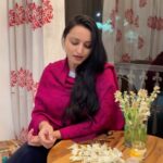 Meghana Gaonkar Instagram - Took a little break from ✍🏻 to sing & tap into my soul. That felt really good! ❣️