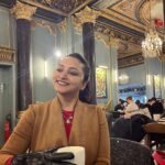Meghana Gaonkar Instagram - Give me coffee, see me happy. 🤡 Starbucks Opéra Paris