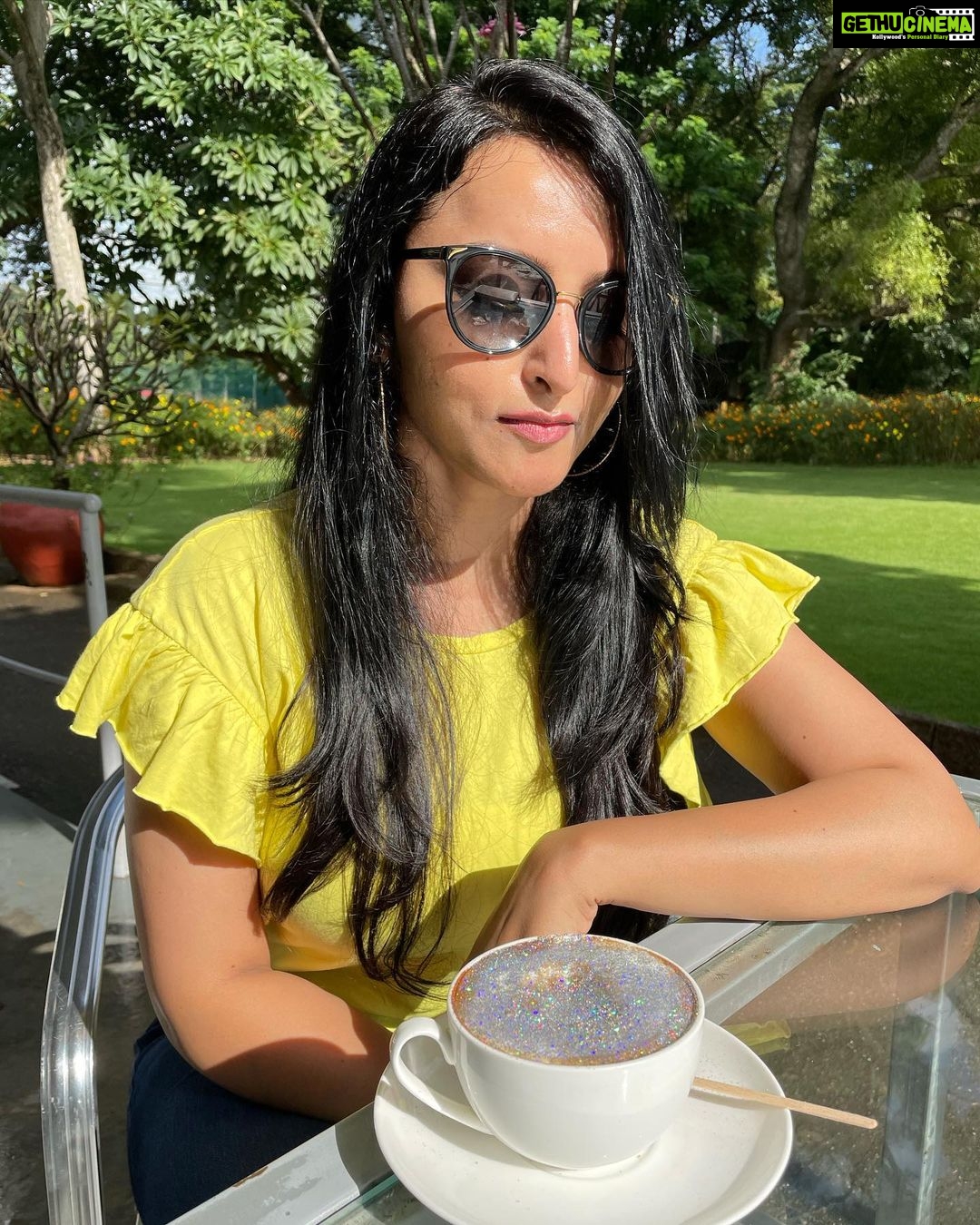 Meghana Gaonkar Instagram - Glitter Cappuccino & Korean Doughnut. I like today! ~ #🧿 #Bengaluru Bangalore, India