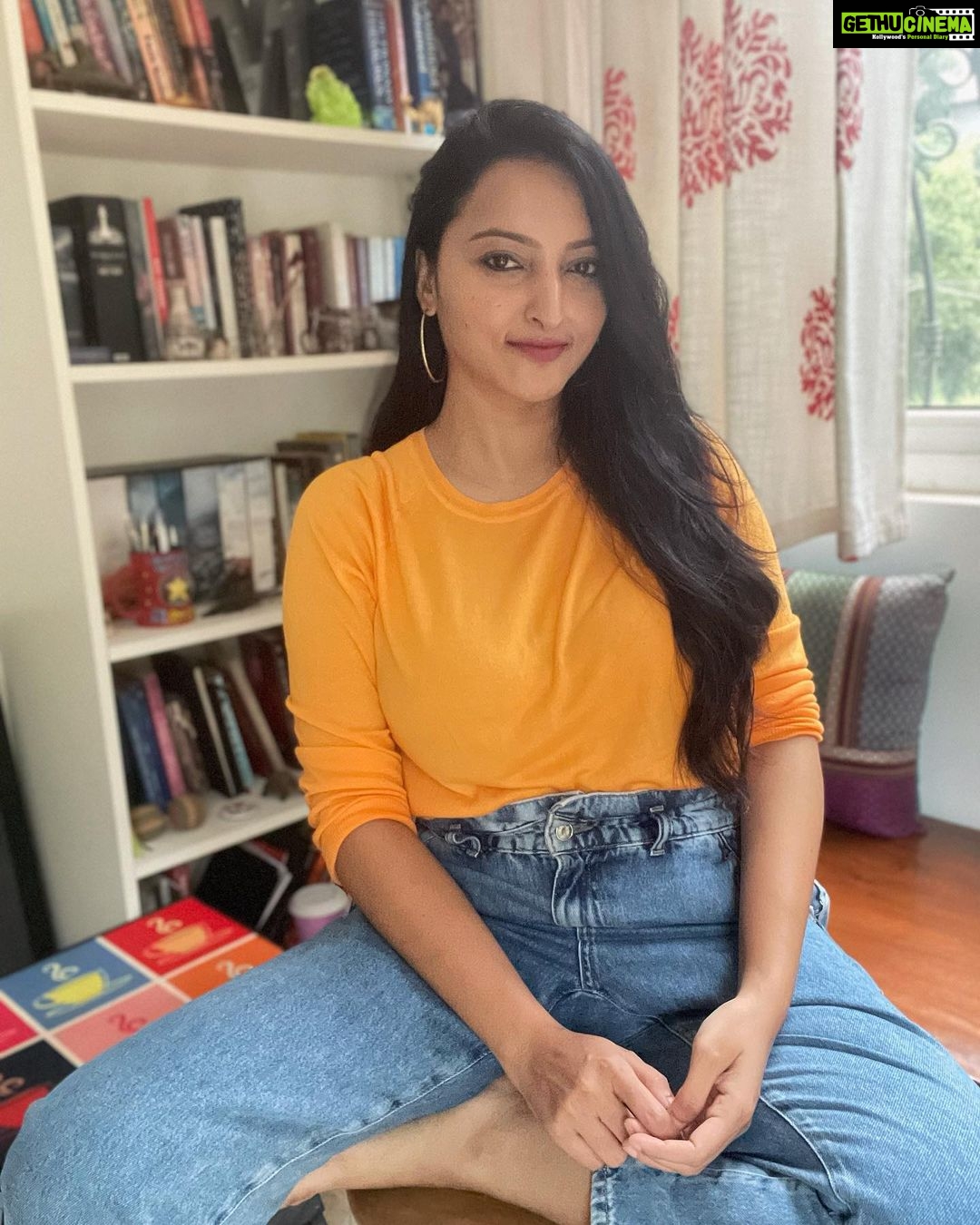 Meghana Gaonkar Instagram - ➡️Moods⬅️