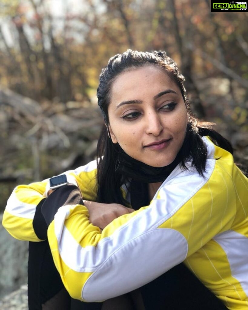Meghana Gaonkar Instagram - This precious from the U.S of A at Great Falls, Virginia in the crazy ‘20. 📷: the wonderful sister/photographer @chaynikasinge thanks for the memory doll ❤️