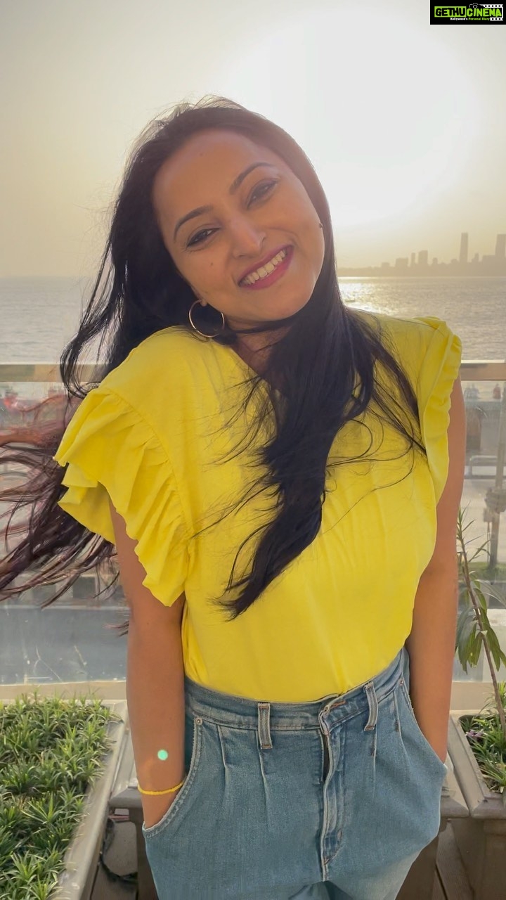 Meghana Gaonkar Instagram - Thank you for your wishes & all the love, I will always remain humble & grateful!🙏🏻💜 Marine Drive Mumbai